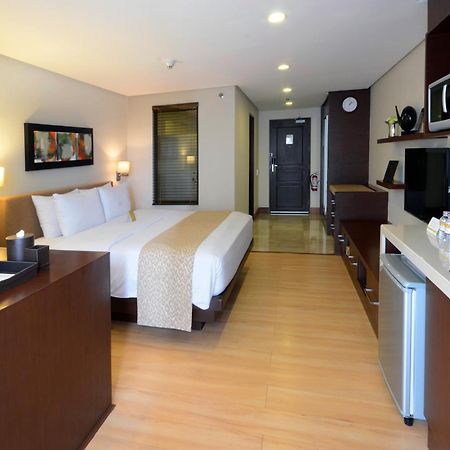 Parque Espana Residence Hotel Muntinlupa City Bagian luar foto