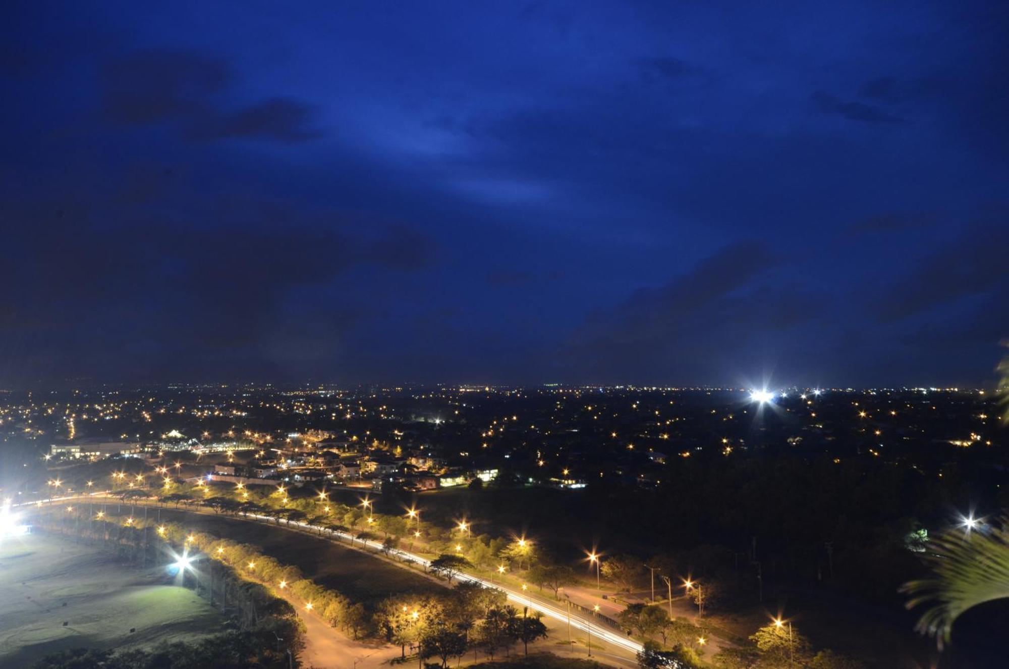 Parque Espana Residence Hotel Muntinlupa City Bagian luar foto